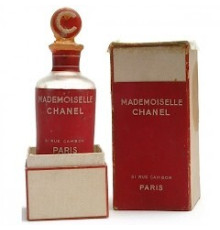 Аромат Chanel Mademoiselle Chanel Духи / Экстракт