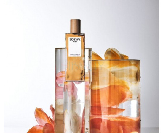 Купить недорого Аромат Loewe Aura Pink Magnolia Парфюмерная вода