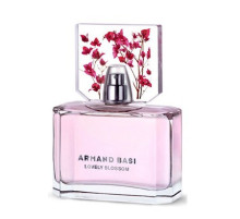 Аромат Armand Basi Lovely Blossom Туалетная вода