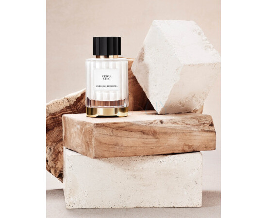 Купить Аромат Carolina Herrera Cedar Chic Парфюмерная вода