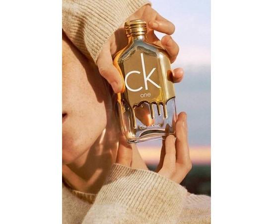 Купить недорого Аромат Calvin Klein CK One Gold Туалетная вода
